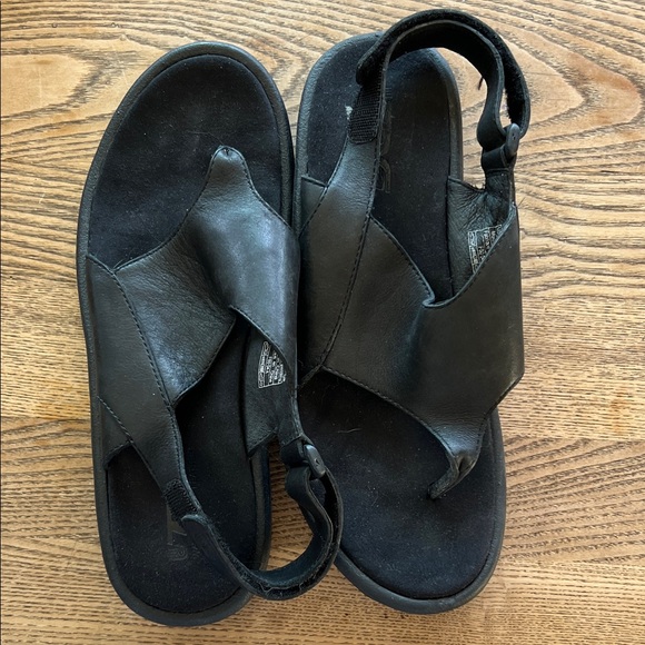 Teva Salani Waterproof leather sandals - Picture 1 of 4